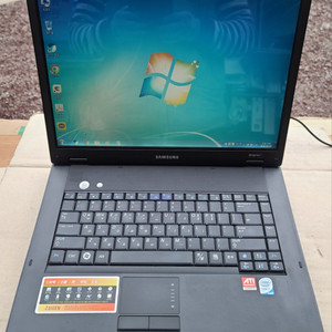 삼성 NT-R60/Y200G 중고 노트북 판매합니다.
