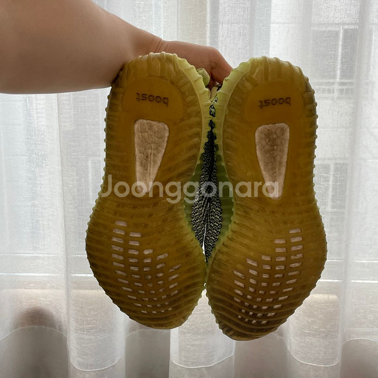 이지부스트 350 v2 이즈릴--4