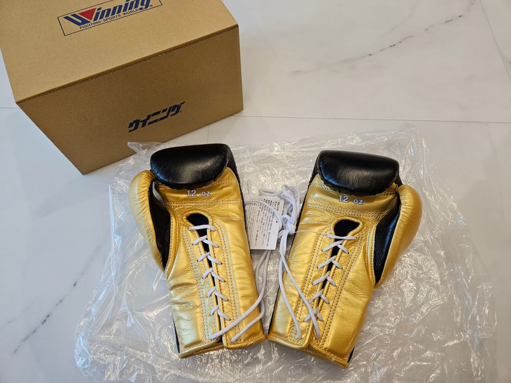 위닝글러브 12온스 커스텀 블랙&골드 파이핑--2