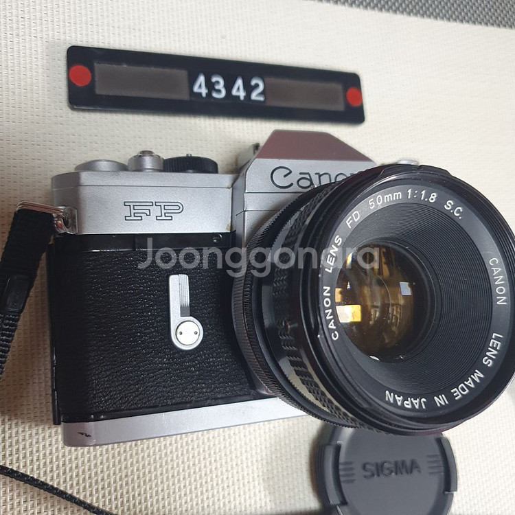 캐논 FP 필름카메라 1.8 FD 단렌즈 장착--1