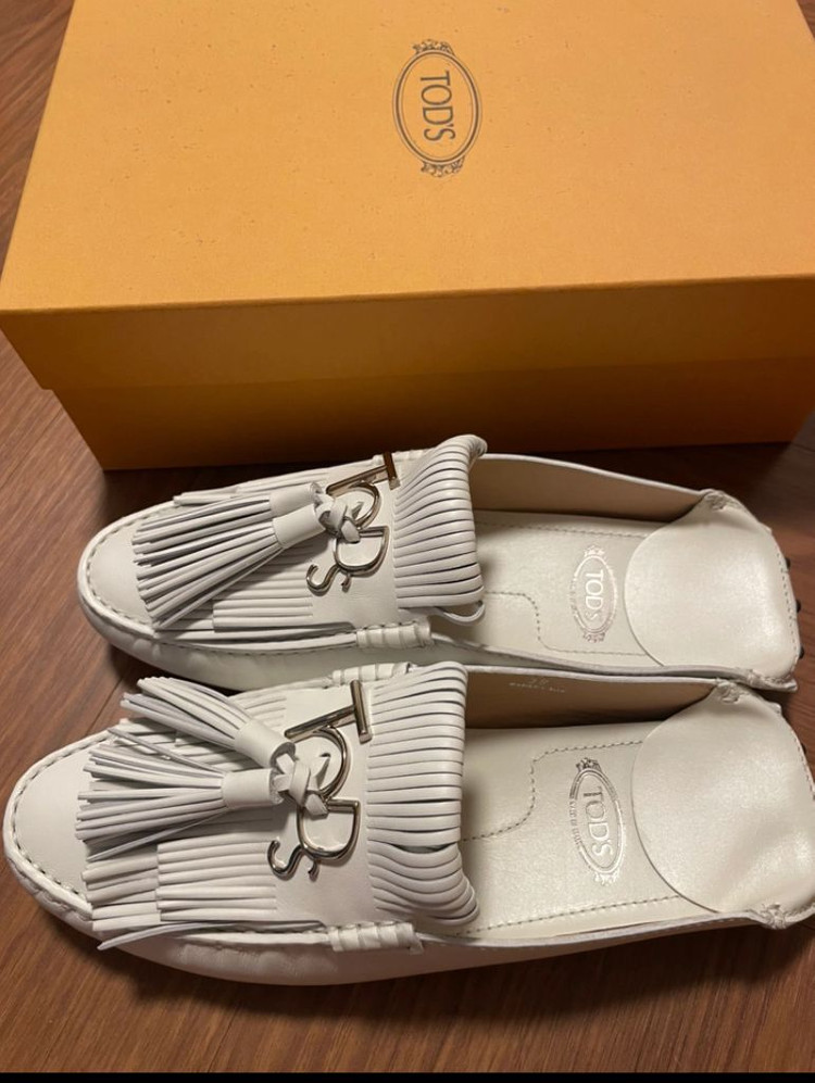 토즈 고미노 뮬 이미지