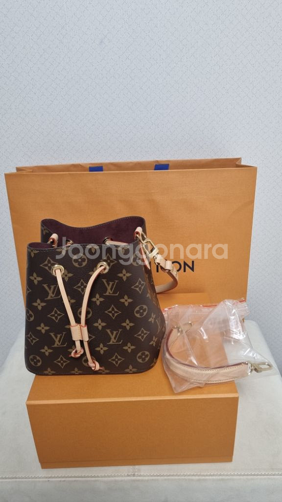 루이비통 네오노에bb(가격내려요)--4