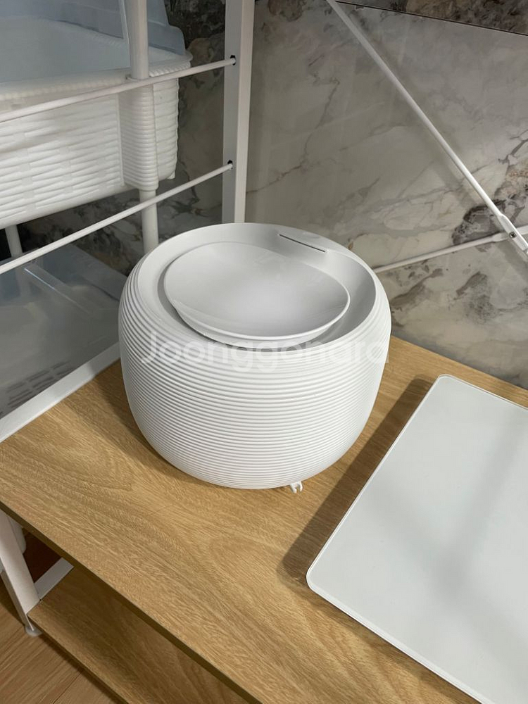 페키움 고양이 자동 급수 음수대 팝니다--1