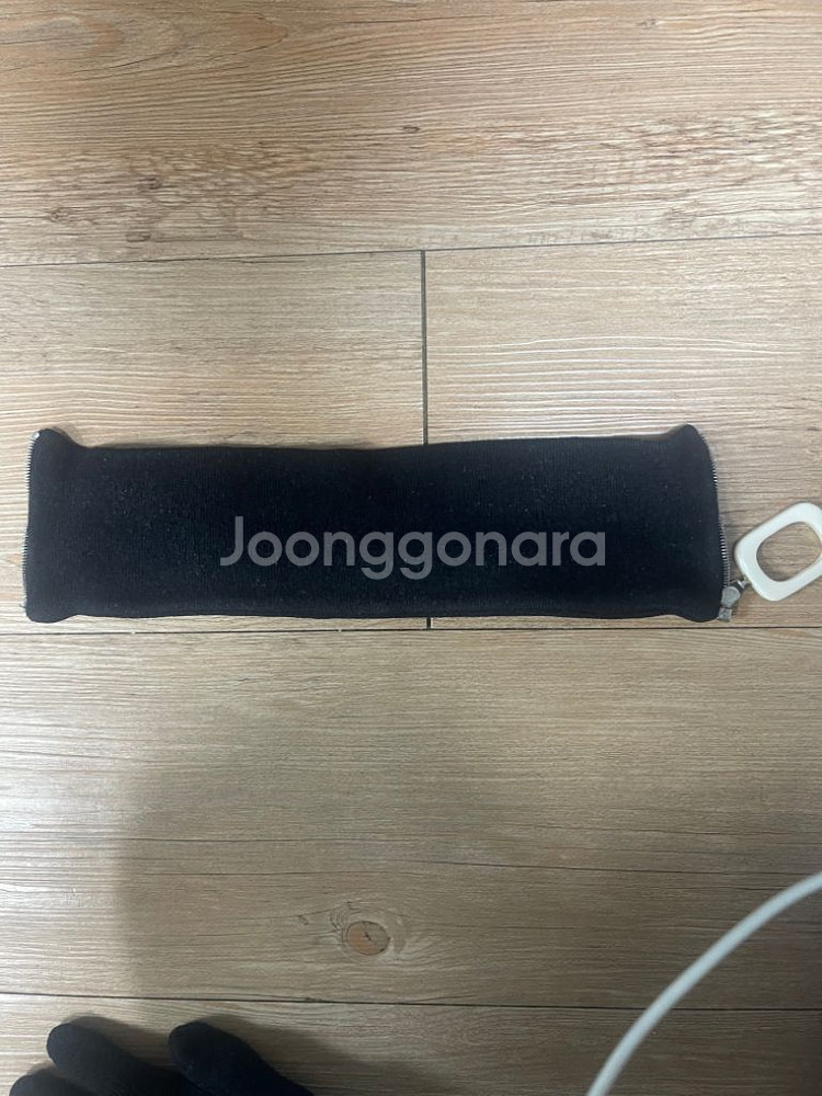 jw앤더슨 넥워머 블랙--1