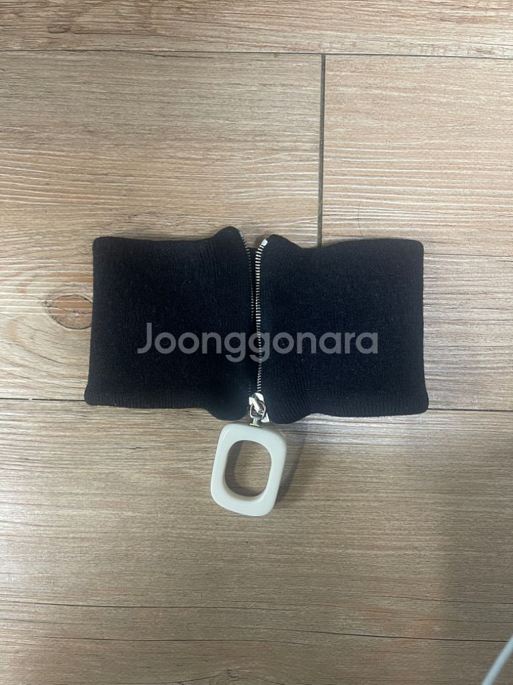 jw앤더슨 넥워머 블랙--0