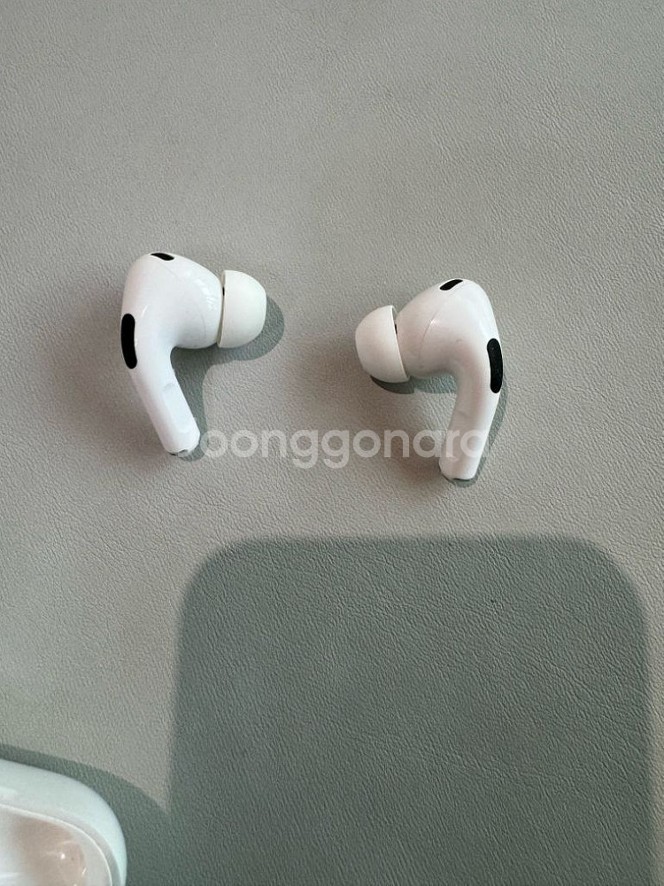 Airpods pro 2 에어팟 프로2 라이트닝--5