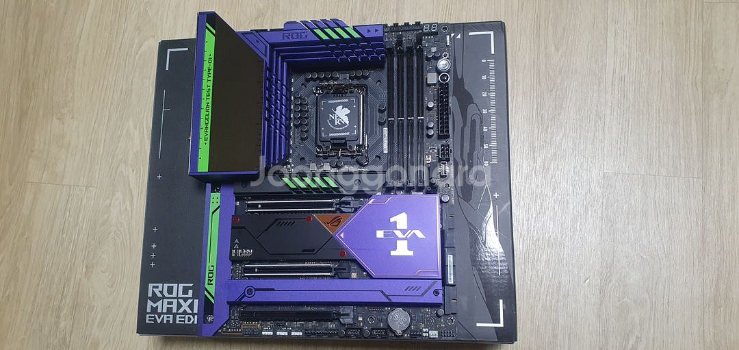ASUS ROG Z690 HERO 에반게리온--2