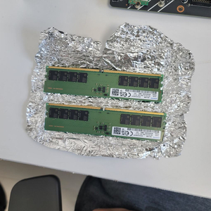 삼성전자 16gb 5600 ddr5 2개 팝니다