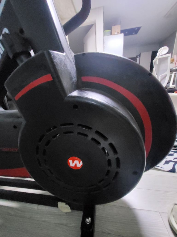 와트바이크 트레이너 이미지