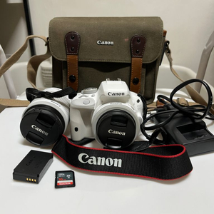 캐논 EOS 100D 충전기+렌즈2개+메모리카드+가방