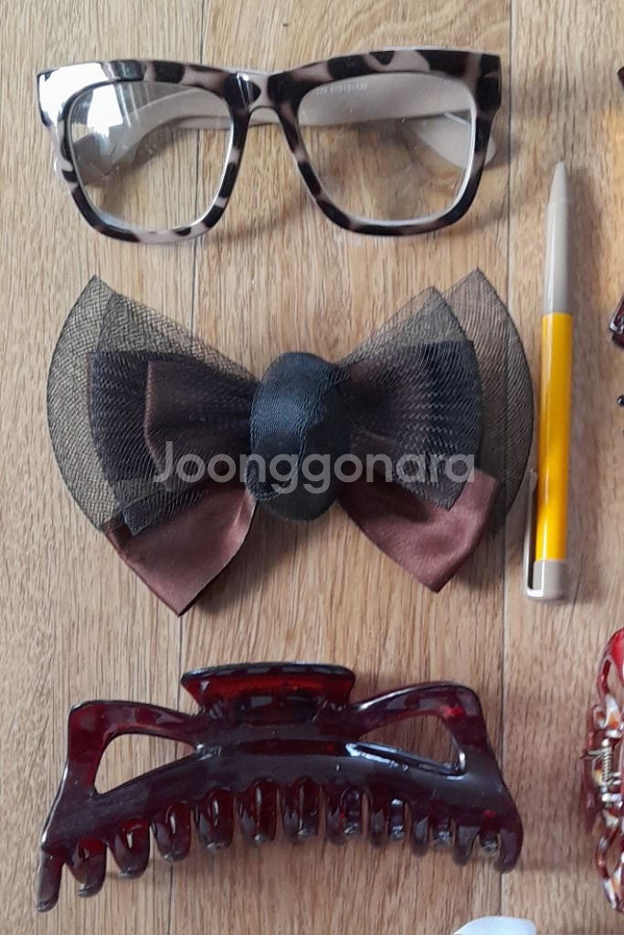 안경 집계핀 리본핀 브로치 머리핀 곱창밴드. 복고소품--1