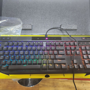 커세어 K70 RGB PRO 키보드 저소음적축