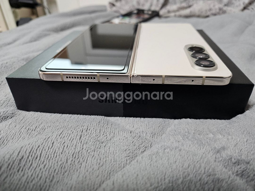폴드4 베이지 팝니다(256g, 쿠팡케어 25.1)--5