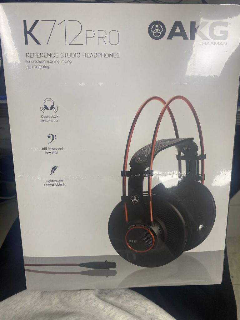 AKG K712PRO헤드폰