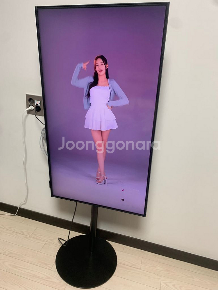 삼성 M7 S43BM700UK+사제 스탠드 삼탠바이미--1