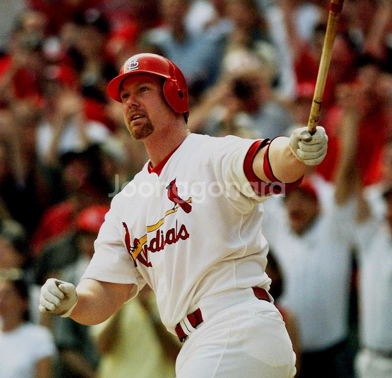 MLB 2001시즌 마크 맥과이어 카디널스 저지 유니폼--2