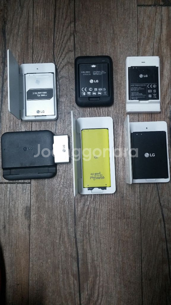 구형폰 배터리+배터리충전팩 입니다--1