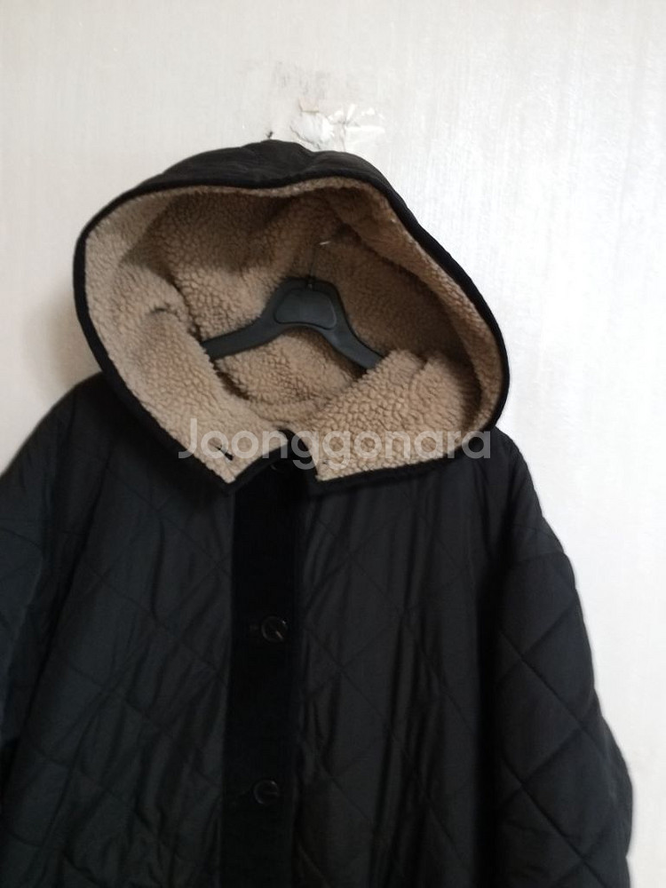 여성 에잇세컨즈 오버핏 누빔 후리스 패딩코트--2