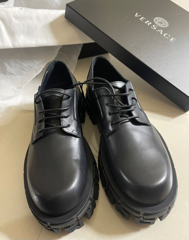 베르사체 구두 42 이미지