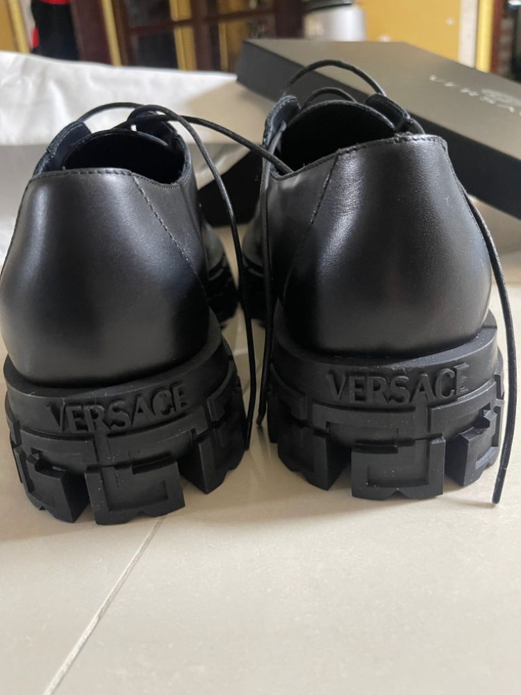 베르사체 구두 42 이미지