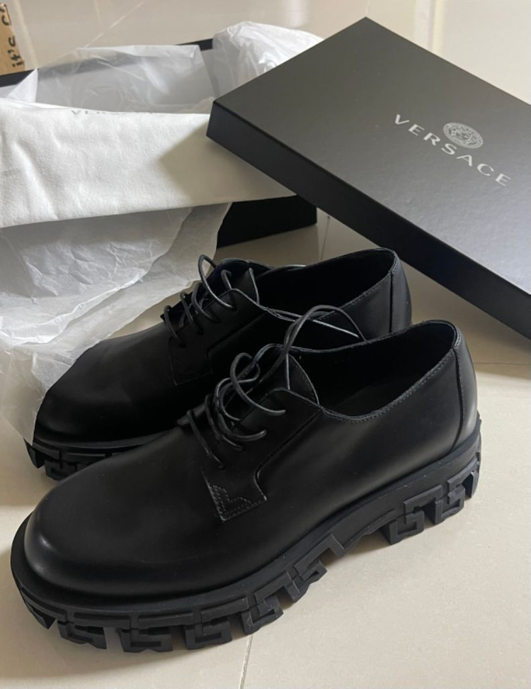 베르사체 구두 42 이미지