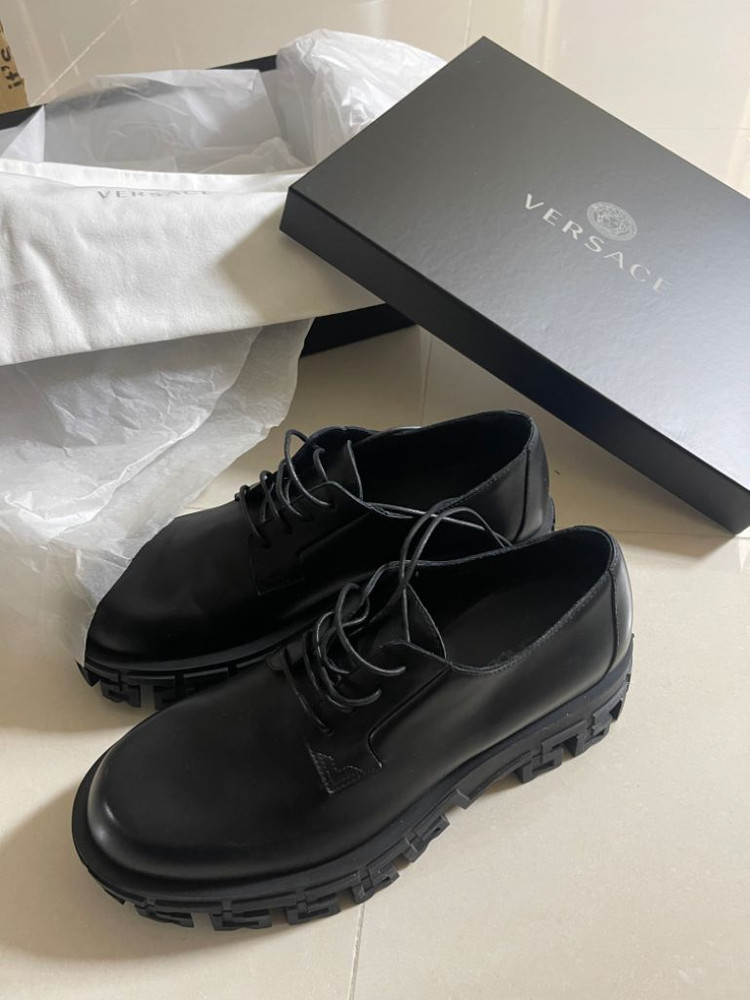 베르사체 구두 42 이미지