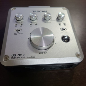 Tascam US-322 오디오 인터페이스