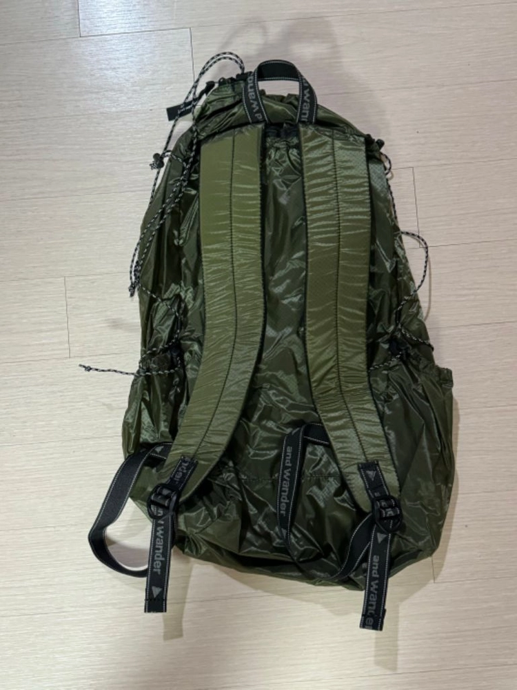앤드원더 실데이팩 카키 이미지
