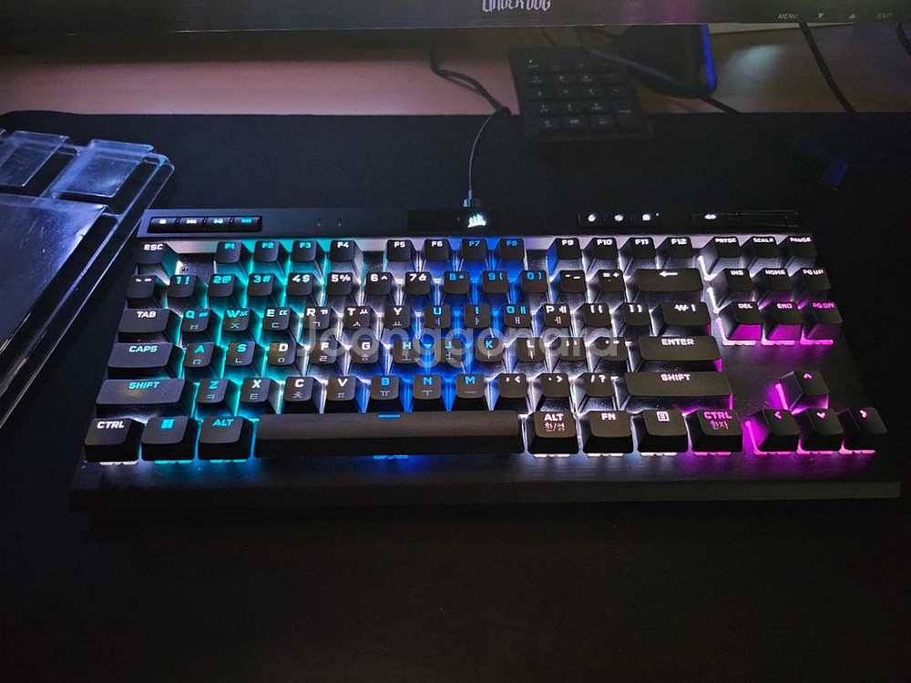 커세어 K70 TKL 챔피언 저소음 적축 8K 지원 팝--1