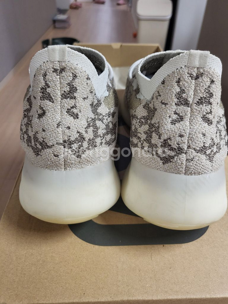 아디다스 이지부스터 380 GZ0473 290mm--3