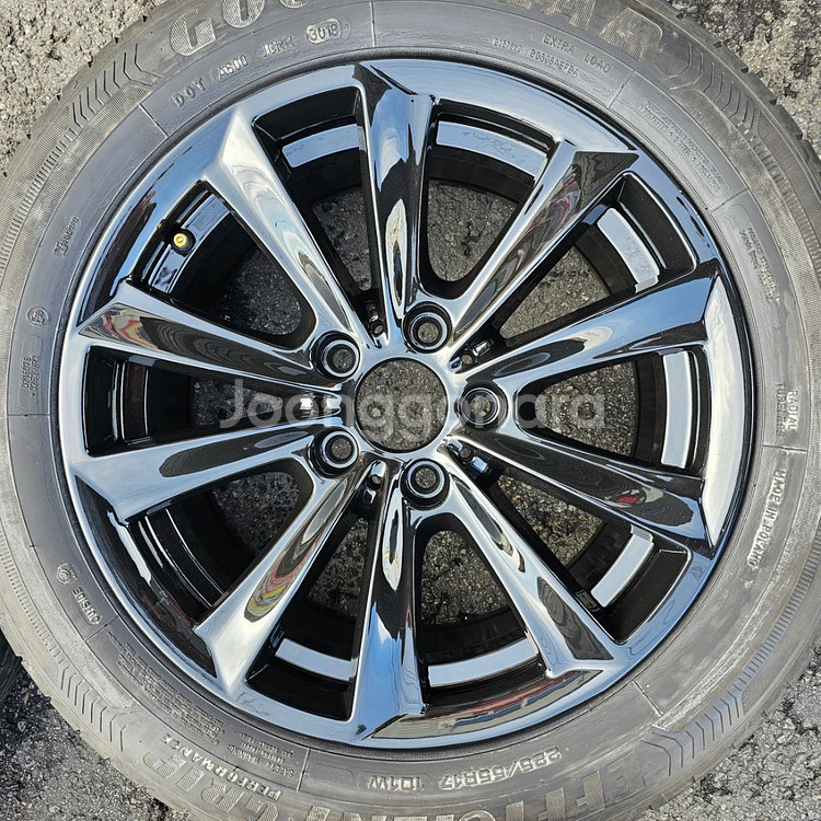 bmw5 f10 17인치 블랙유광 휠타이어셋.--4