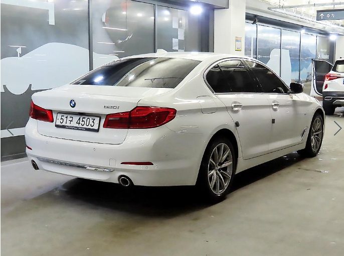 bmw 520i 중고 짧은주행거리 상태굿(51구450* 이미지