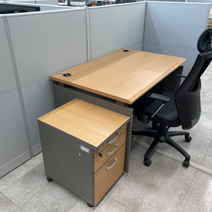 사무실 일자책상 + 이동식서랍 + 의자 세트