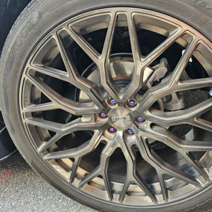 모하비 휠 타이어 스톤포지드 22휠타이어