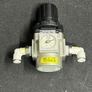 SMC AR30-03BE-R Regulator