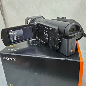 SONY HandyCam FDR-AX700