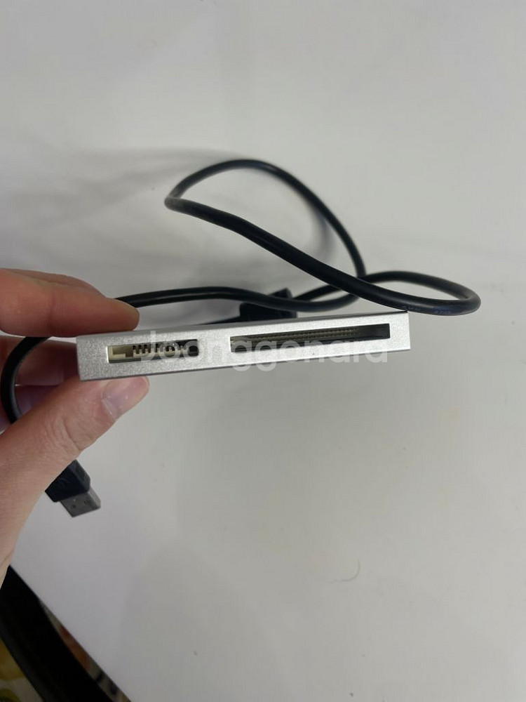 리빙홈 카드리더기 팝니다--1