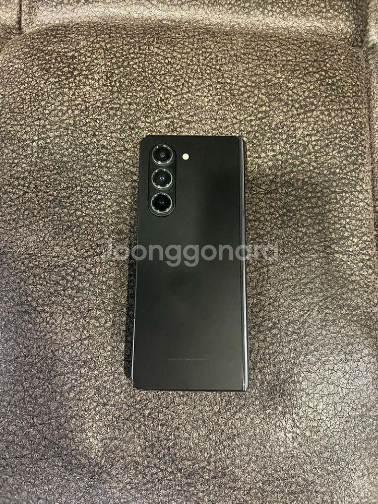 갤럭시 폴드5 256g 상태 s급--1