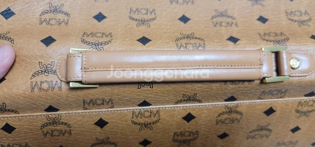 MCM 크로스백--5
