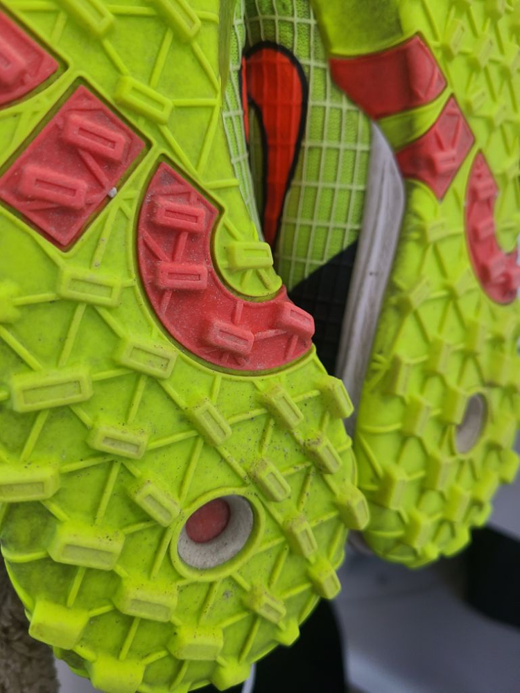 나이키 풋살화 머큐리얼베이퍼14프로tf 270--6