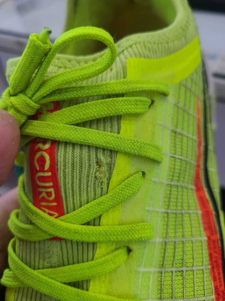 나이키 풋살화 머큐리얼베이퍼14프로tf 270--9