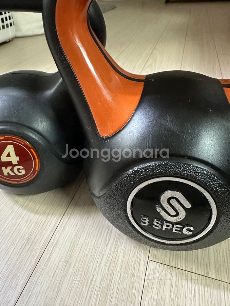 이고진 4kg캐틀벨, 6kg캐틀벨 팔아요!--1