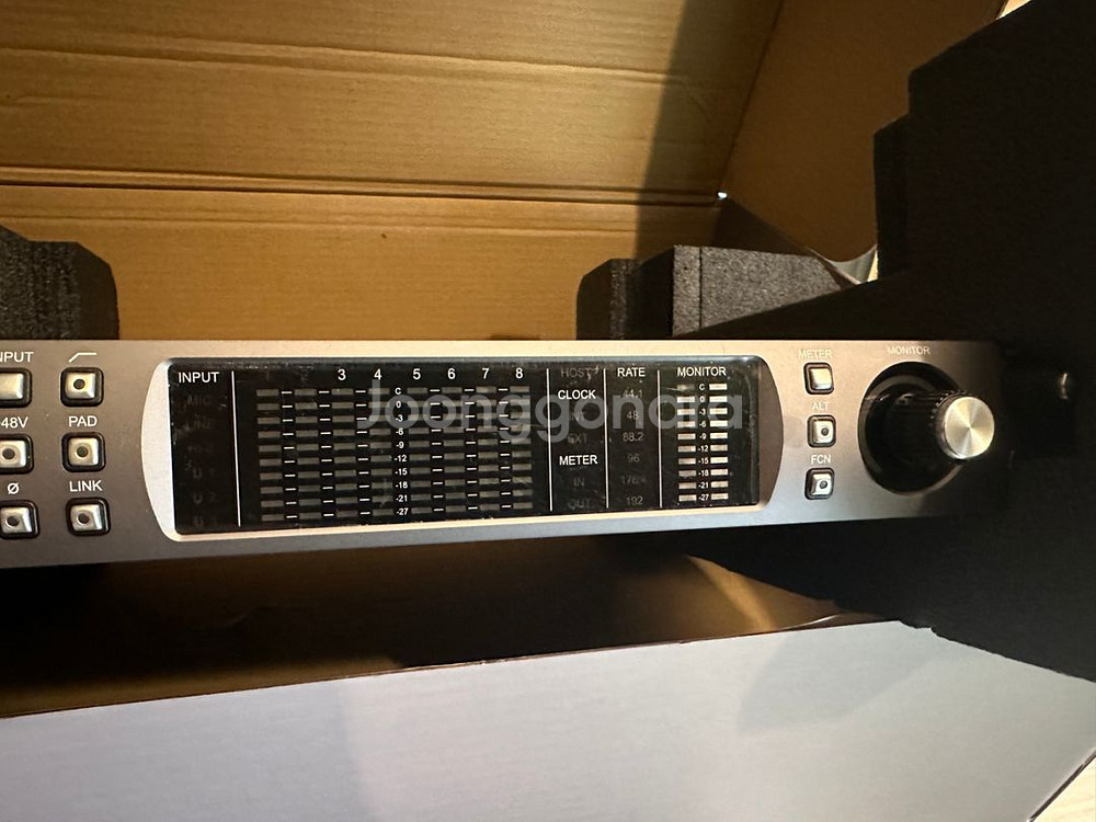 UAD Apollo x6 중고 판매합니다.--3