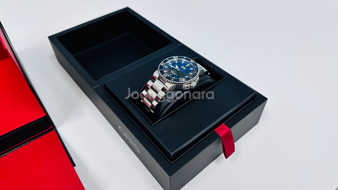 오리스 애커스 43.5mm 검판--1