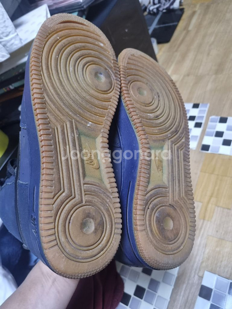 나이키 에어포스 부츠 네이비 사이즈 275 팝니다--7