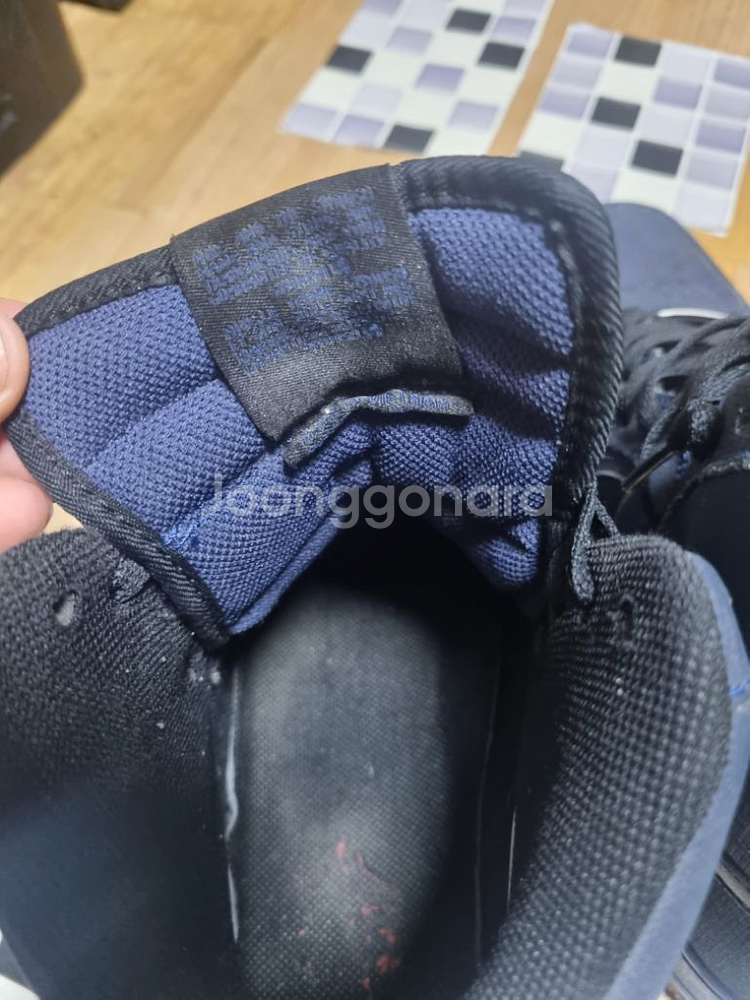 나이키 에어포스 부츠 네이비 사이즈 275 팝니다--5