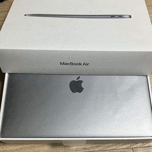 맥북에어(Macbook Air) M1 13인치 팝니다