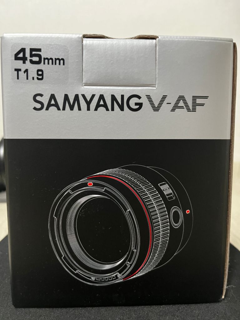 삼양 V-AF 45mm 렌즈