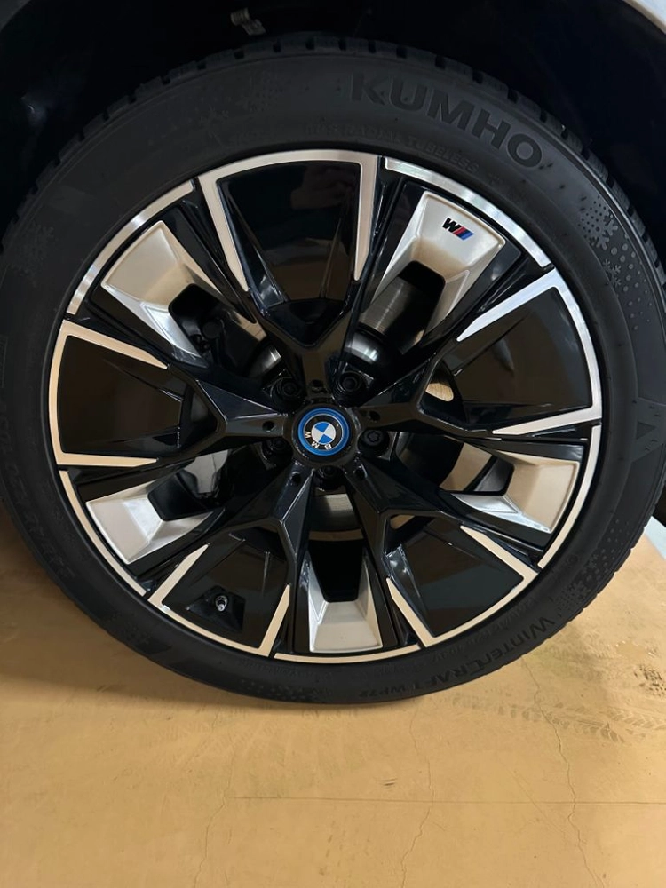 bmw ix3 이미지