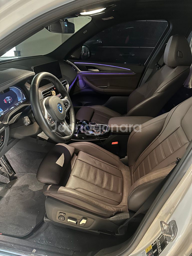 bmw ix3--8